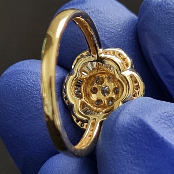 Beautiful diamond ring size 6  - Part 1 - Picture 10 of 16